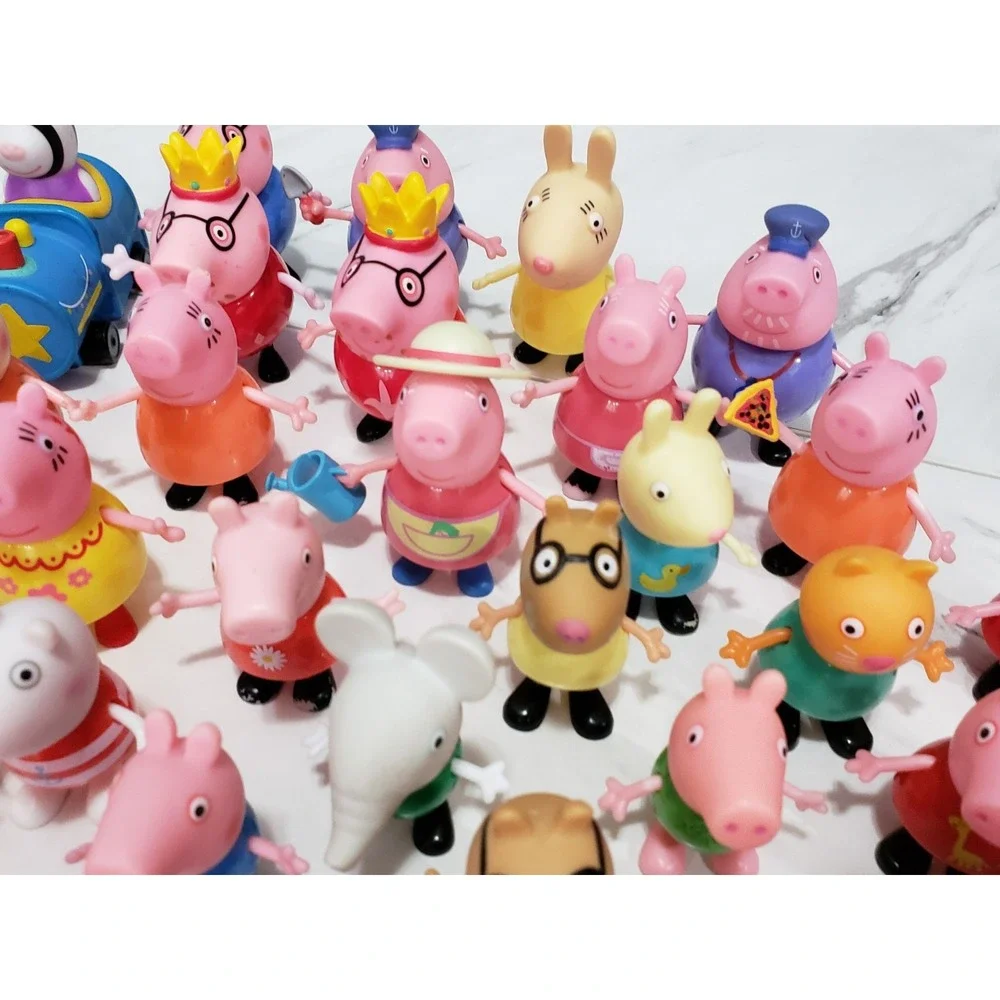 Lot 40+ Peppa Pig Family Friends Figures Bundle Mummy Daddy Grandma George #5